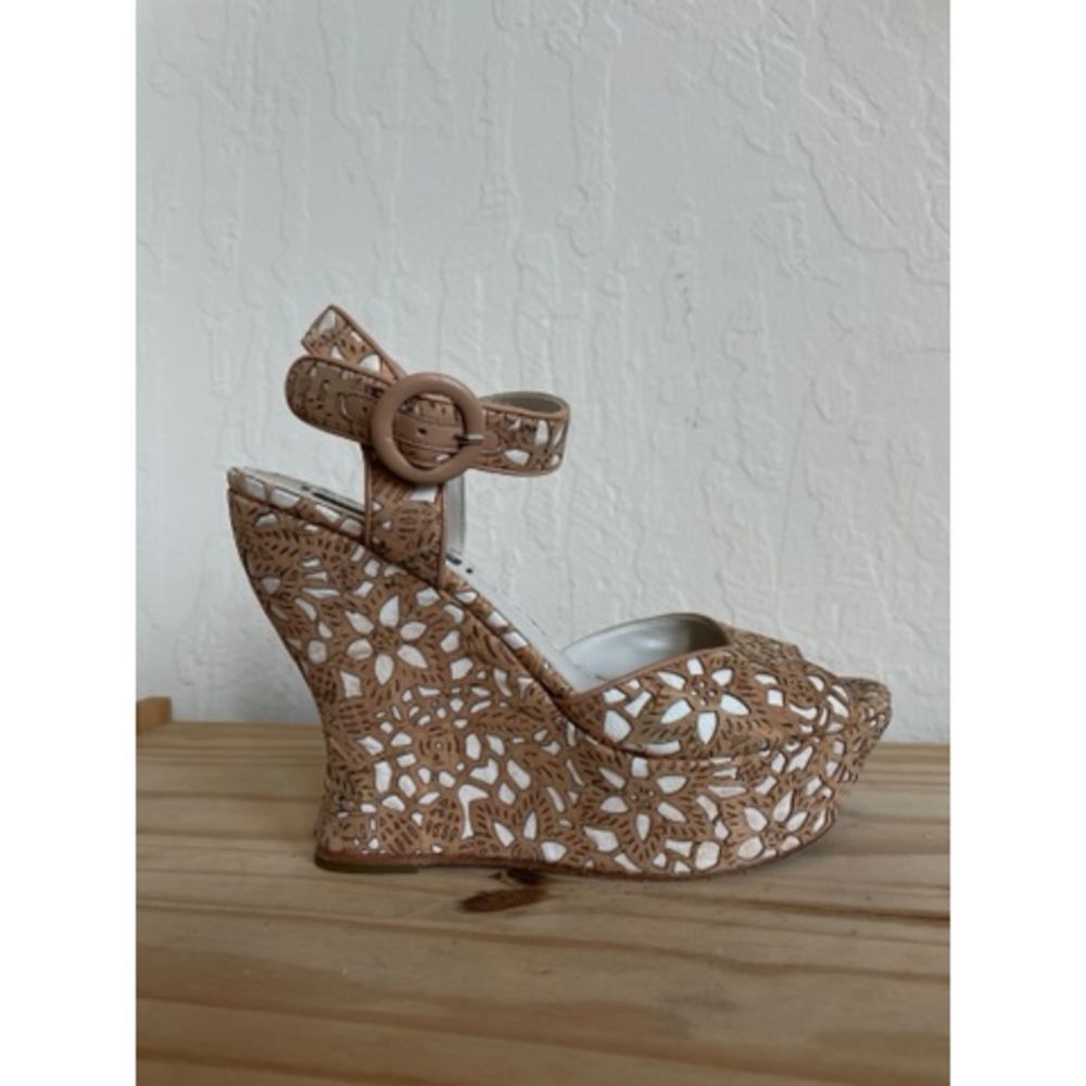 Alice + Olivia cork wedge platform sandals